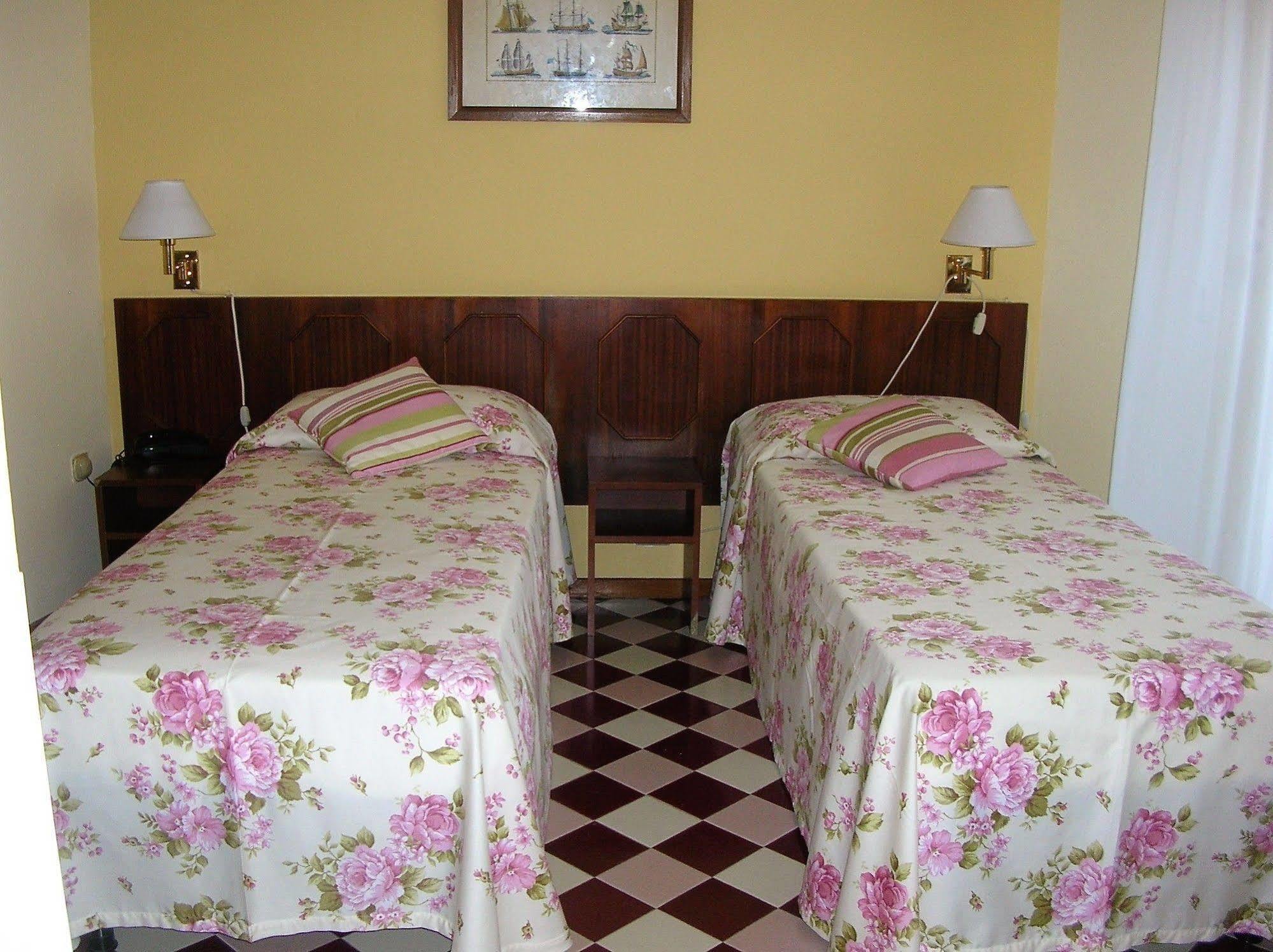 Hotel Della Punta บอร์ดิเกรา ภายนอก รูปภาพ