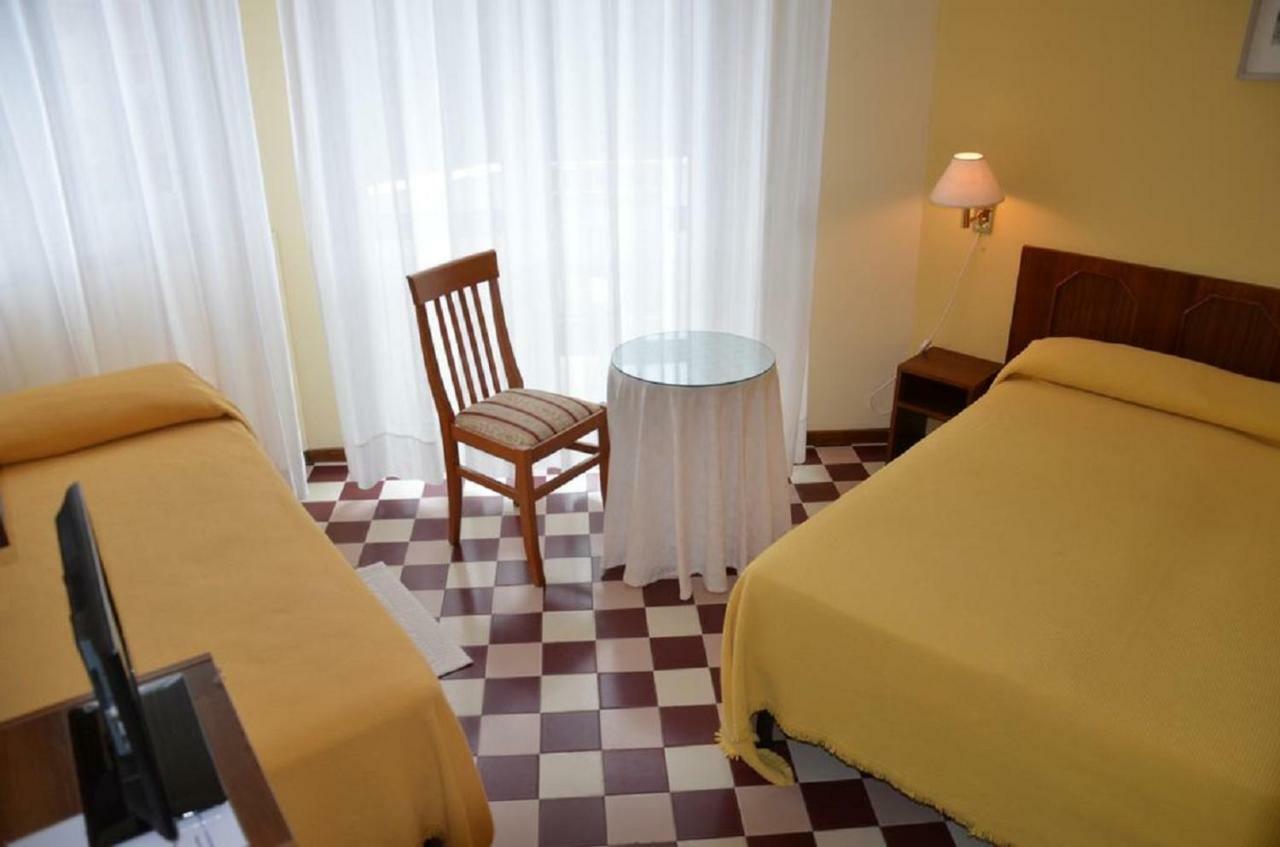 Hotel Della Punta บอร์ดิเกรา ภายนอก รูปภาพ