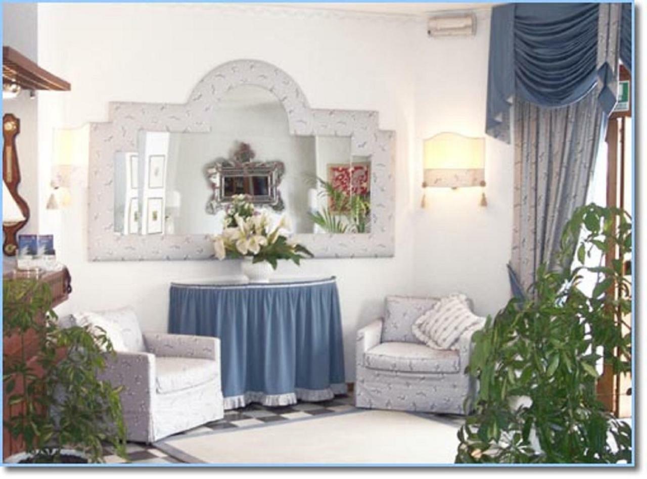 Hotel Della Punta บอร์ดิเกรา ภายนอก รูปภาพ